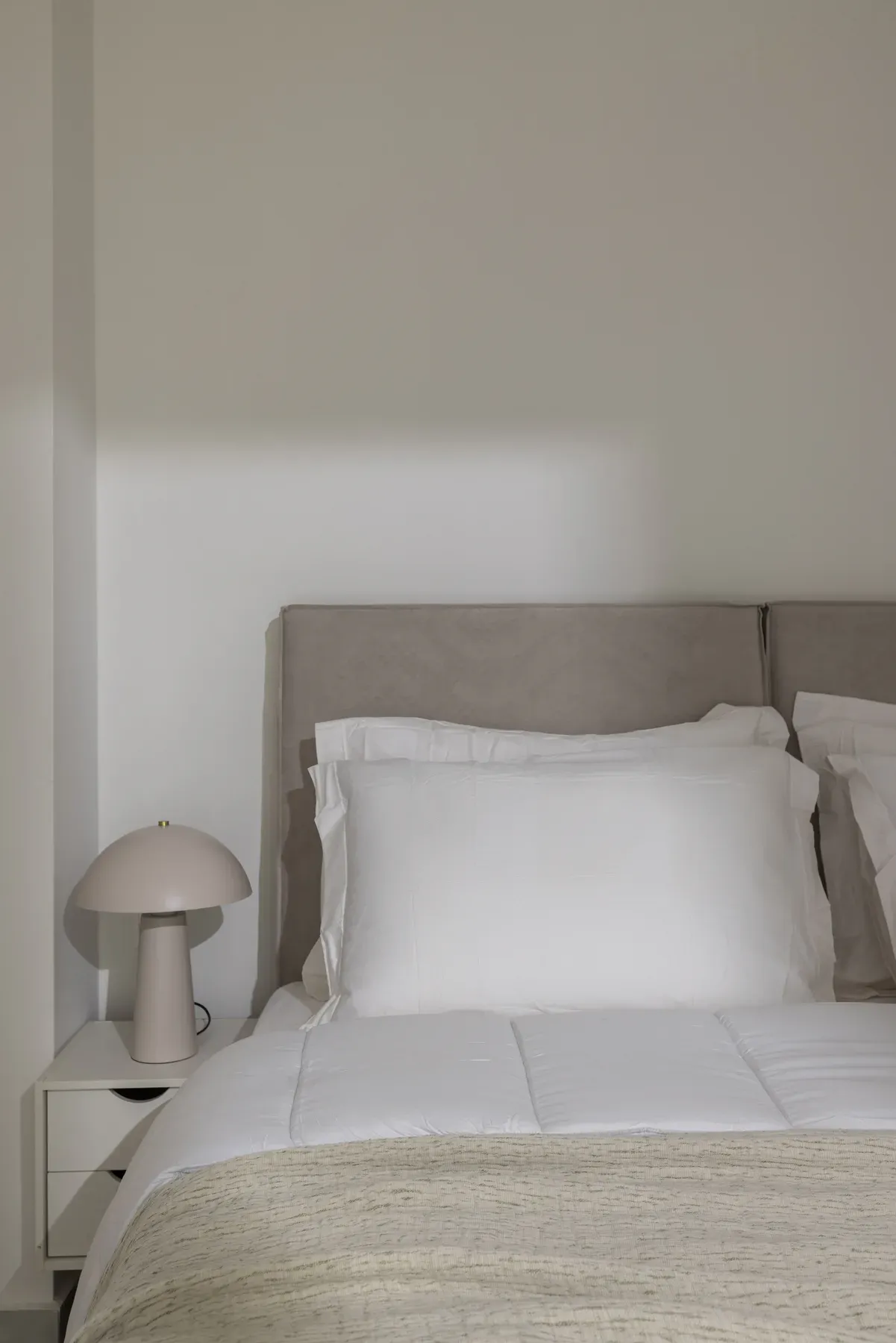Soft neutral bedroom at CITIZEN